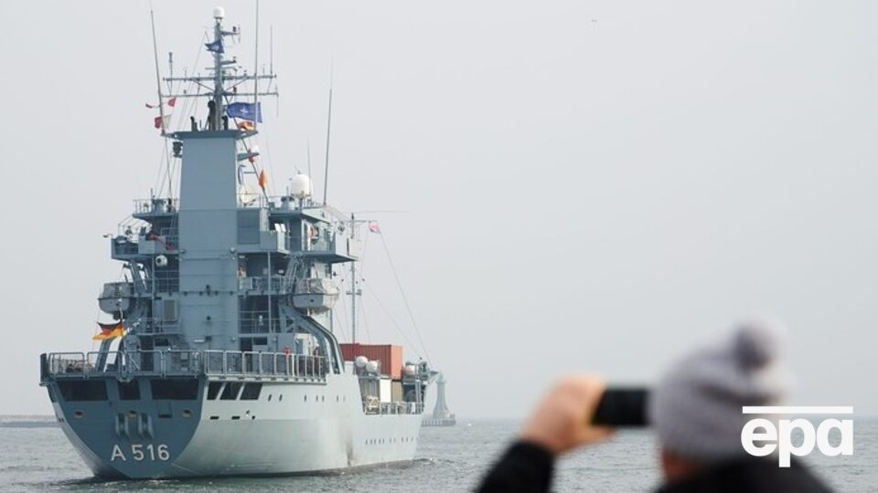 Кузьменко: Теперь, товарищ Антонов Анатолий Иванович, смотри в бинокль внимательно