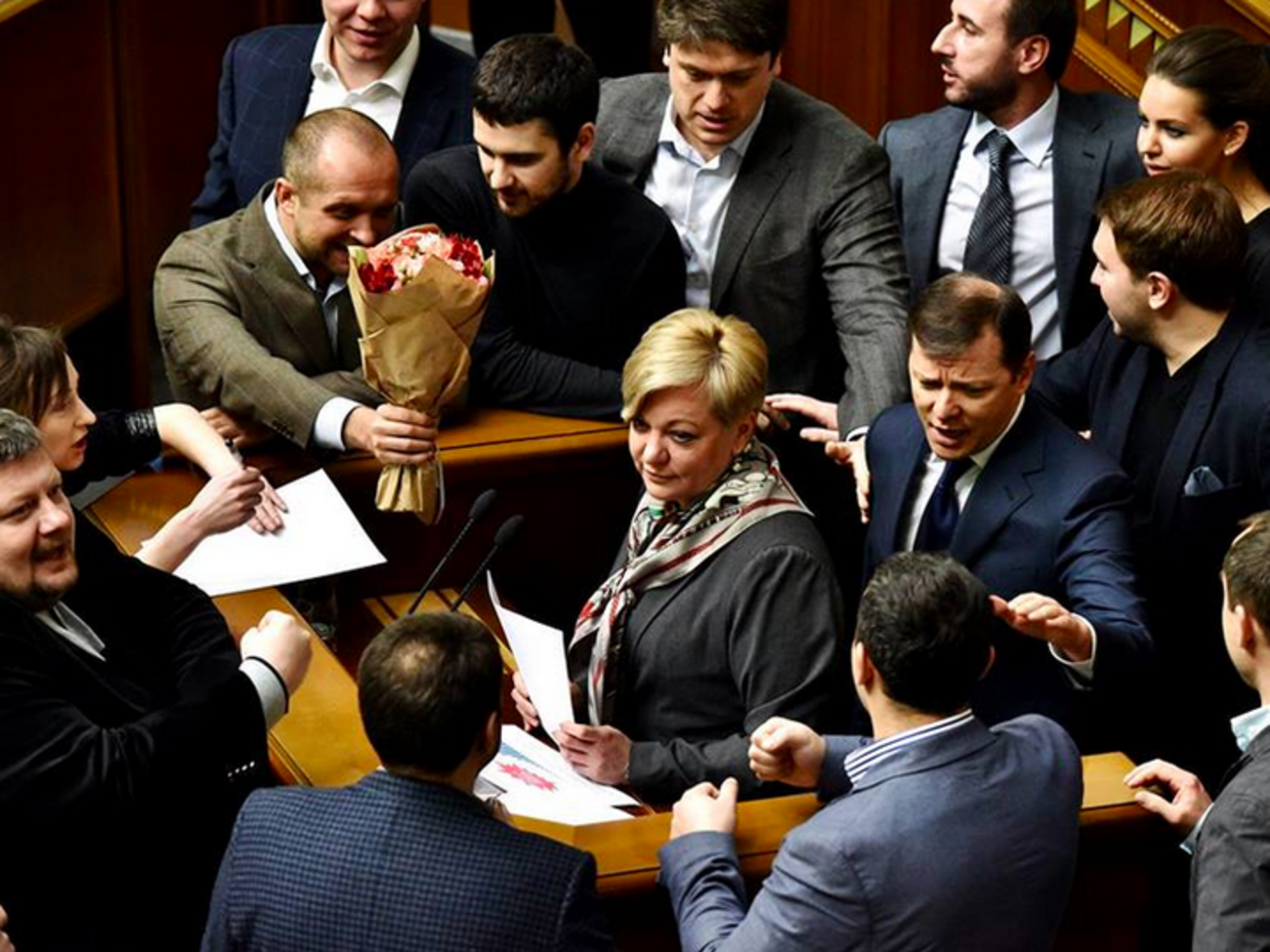 Гонтаревой подарили цветы, но выступить не дали