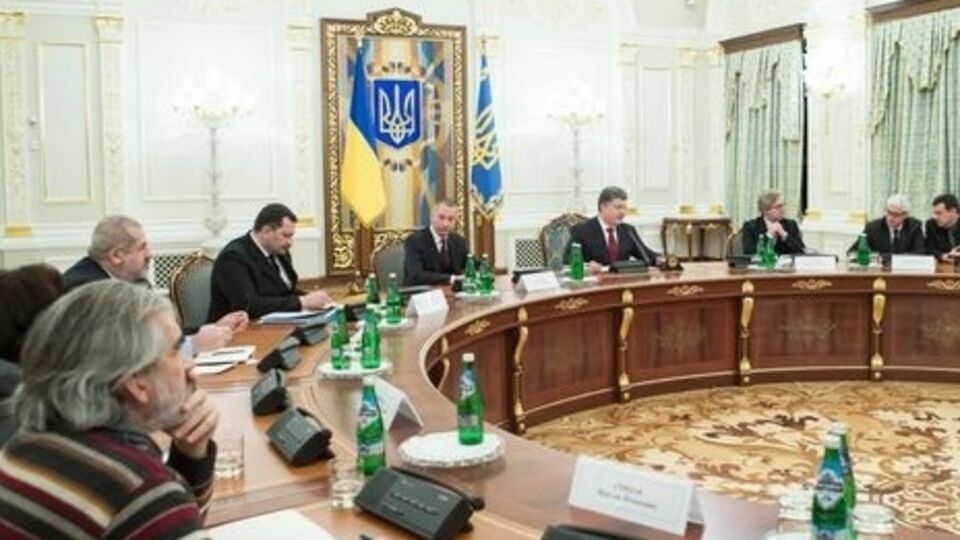Члены комиссии подадут на рассмотрение Порошенко три кандидатуры из четырех