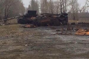 Партизаны "Тени" подорвали минами танк Т-64 и Т-72