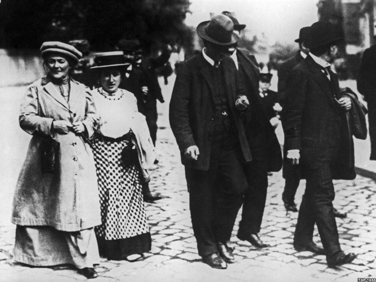 Клара Цеткин и Роза Люксембург