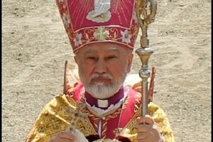 Архиепископ возглавлял богослужения во время похорон Сергея Нигояна