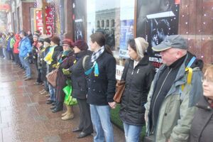 Флешмоб в поддержку Надежды Савченко в Санкт-Петербурге