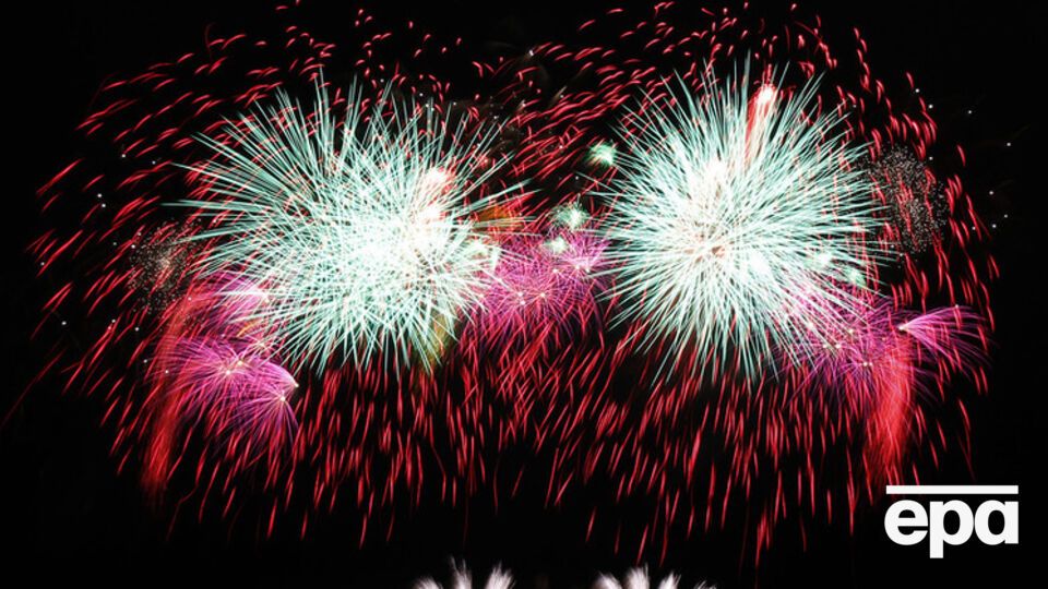 В настоящее время конкурс продолжается