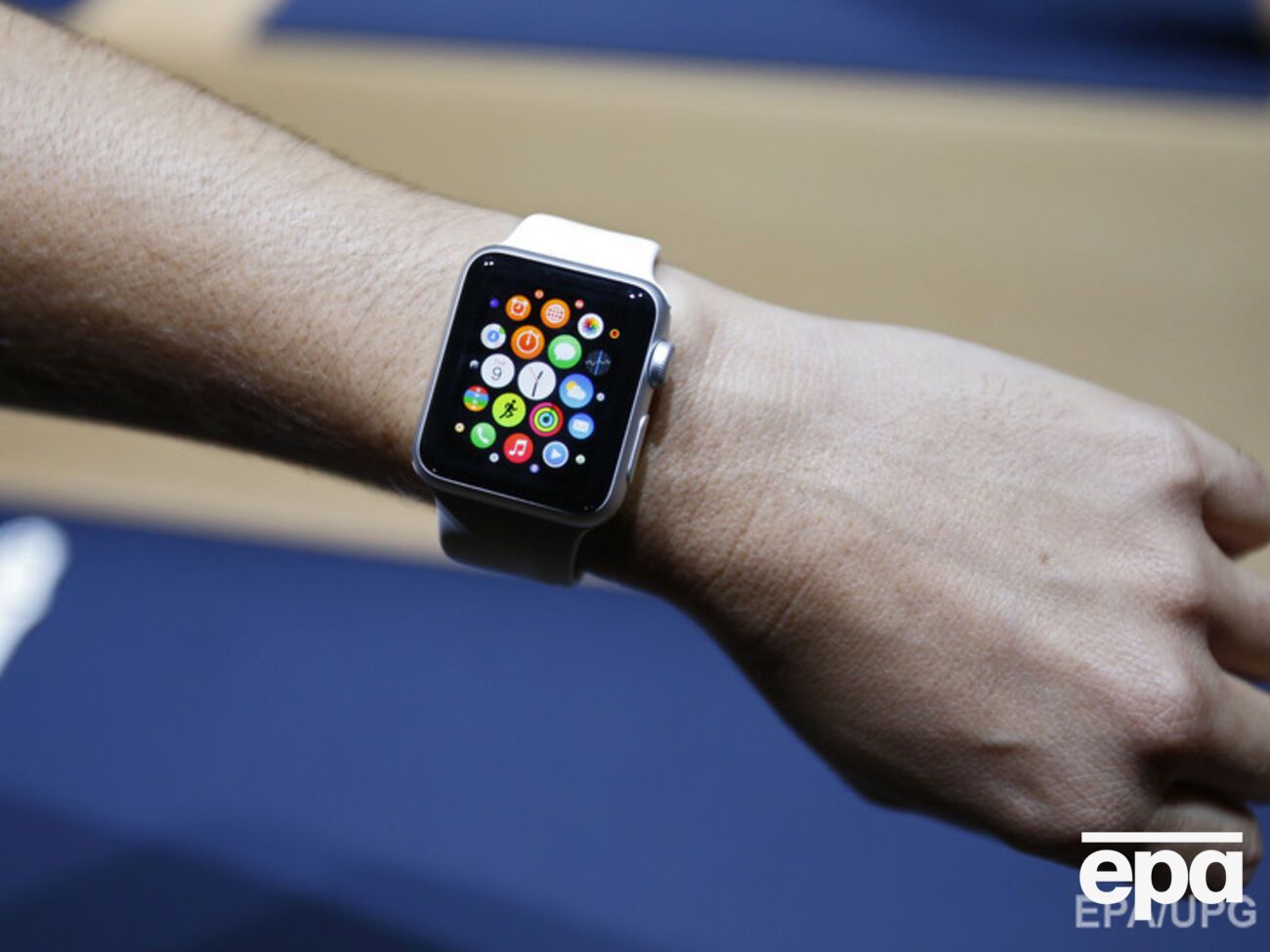 Apple Watch &nbsp;будут показывать текстовые сообщения, картинки и фото