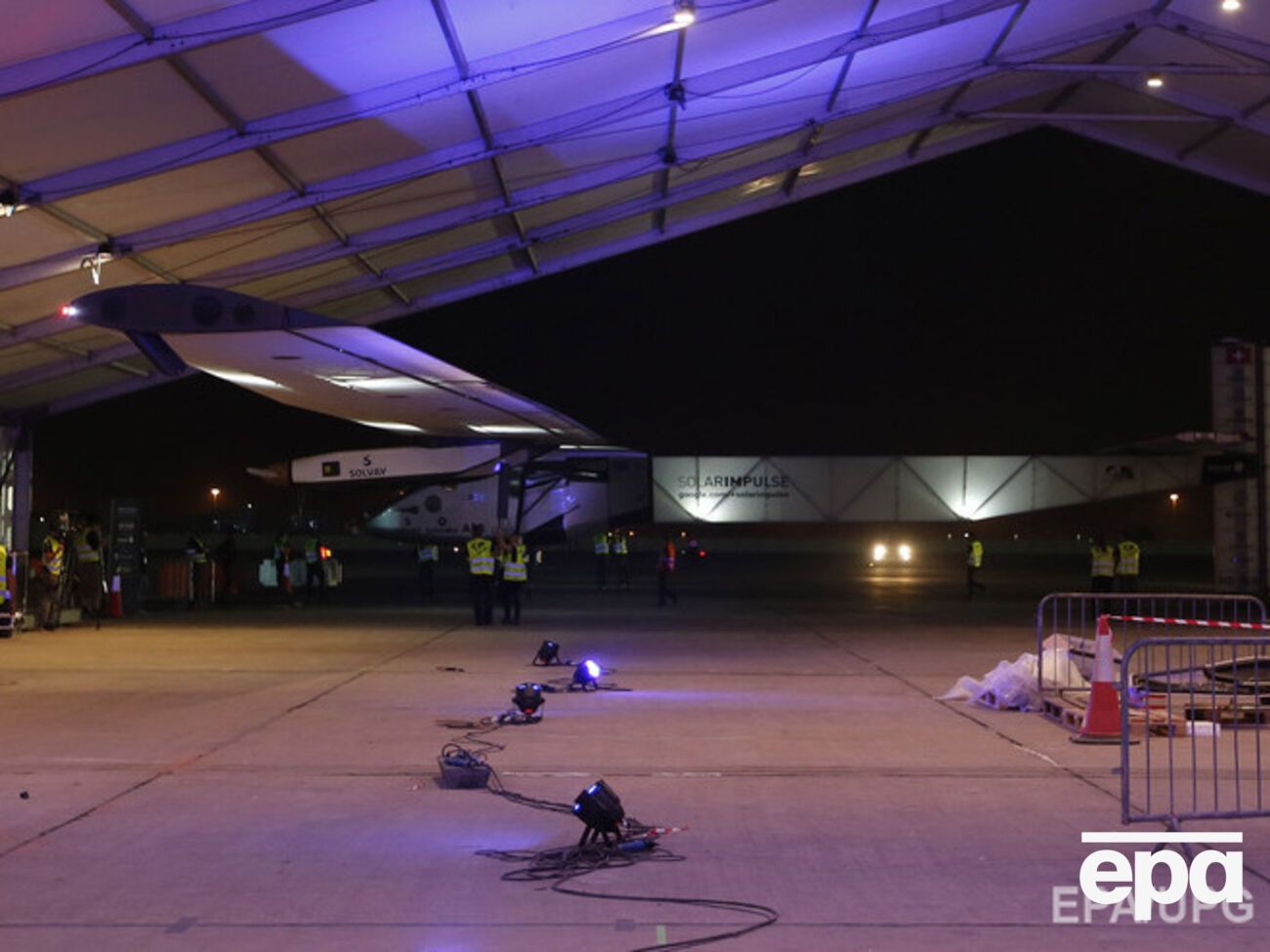 Solar Impulse отправился в кругосветку