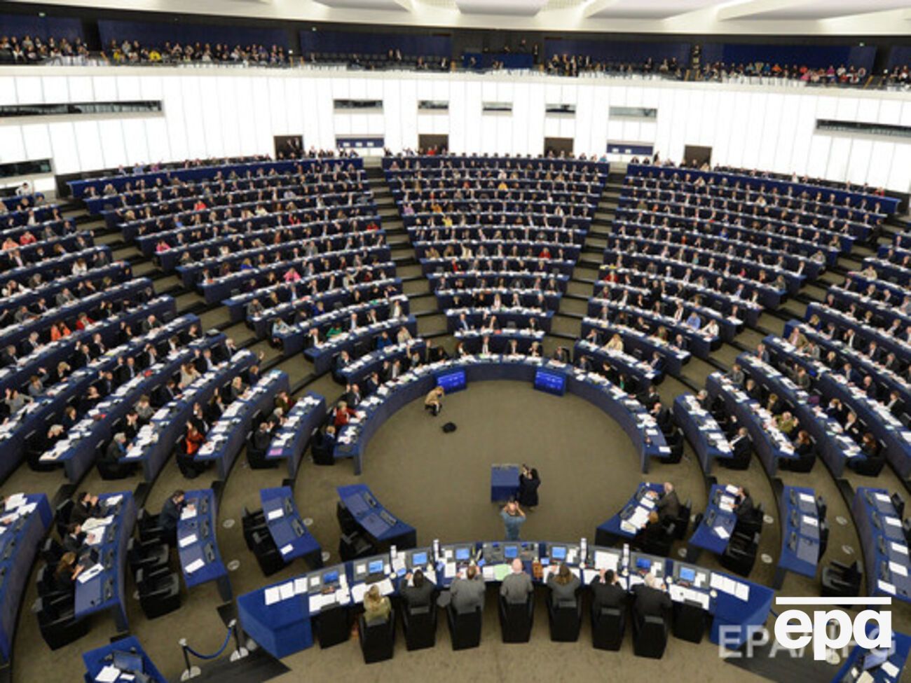 Европарламент обсудит состояние демократии в России