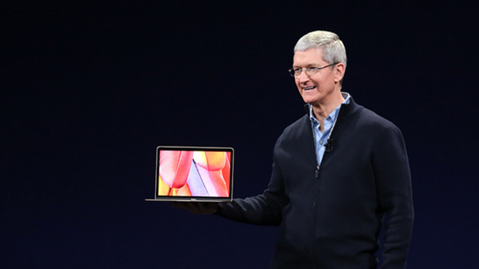 Глава Apple Тим Кук на презентации нового детища своей компании