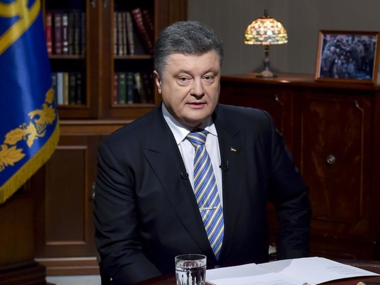 Петр Порошенко рассказал о потерях сил АТО на Донбассе