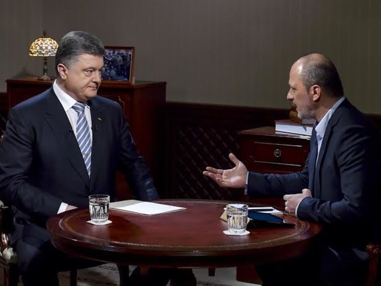 Петр Порошенко рассказал о телефонных разговорах с Владимиром Путиным