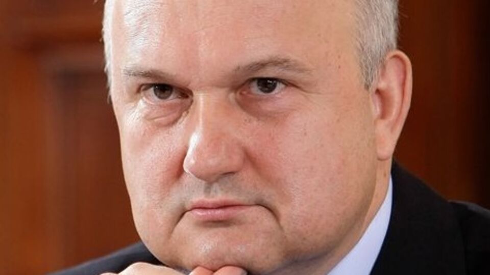 Игорь Смешко: Что бы я посоветовал украинцам? Учиться на своих ошибках и всегда помнить: власть и деньги развращают любого. Если общество не контролирует власть, то рано или поздно его изнасилуют. Единственный способ влиять на власть – выборы