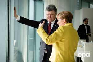 Собеседники выразили надежду, что встреча трехсторонней контактной группы позволит осуществить следующие шаги по имплементации Минских договоренностей