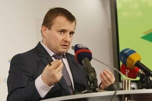 Демчишин: 13-14 апреля будет подписан юридический документ, который откорректирует полностью весь период