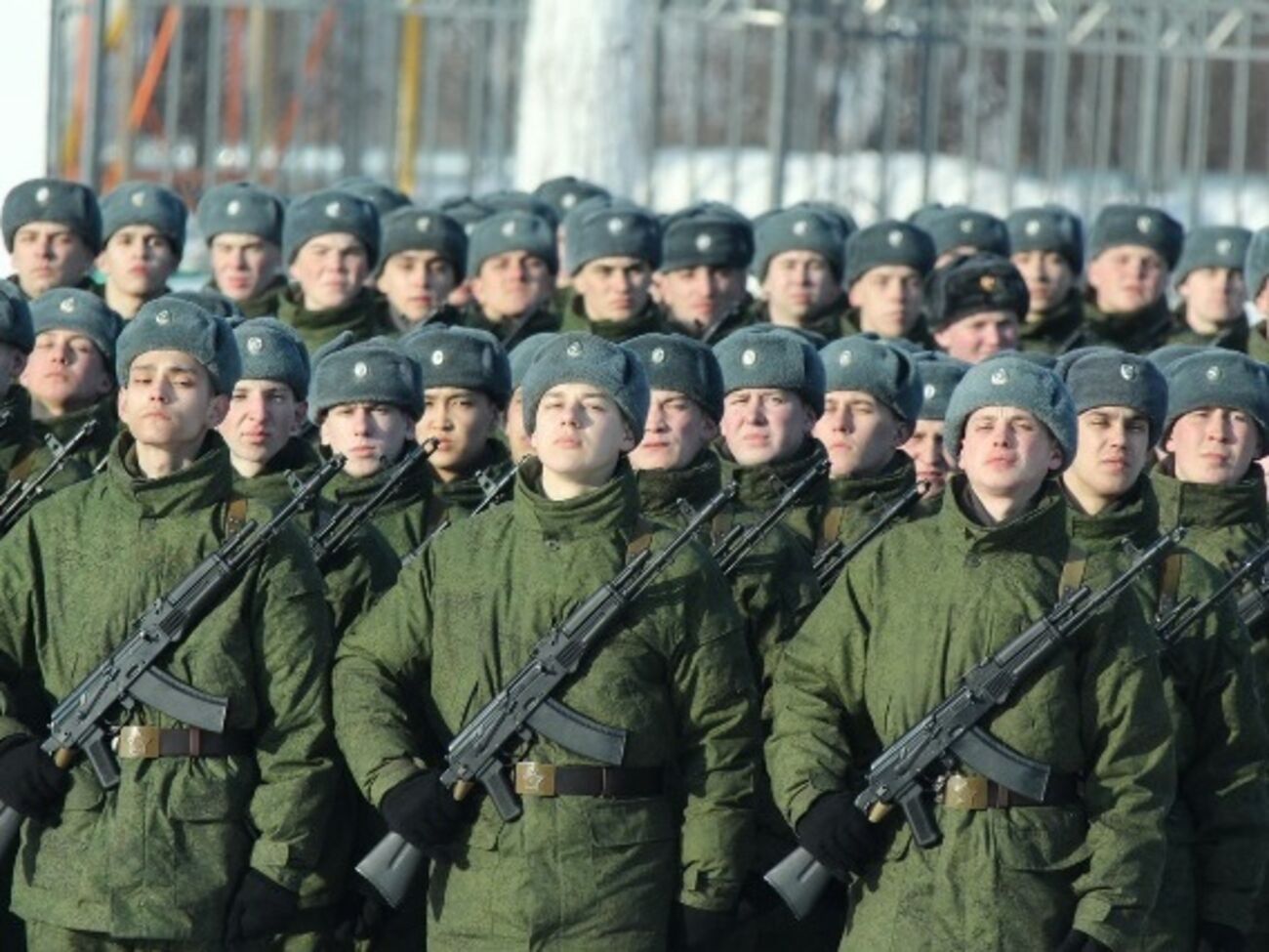 Крымчан впервые после аннексии полуострова призовут в российскую армию