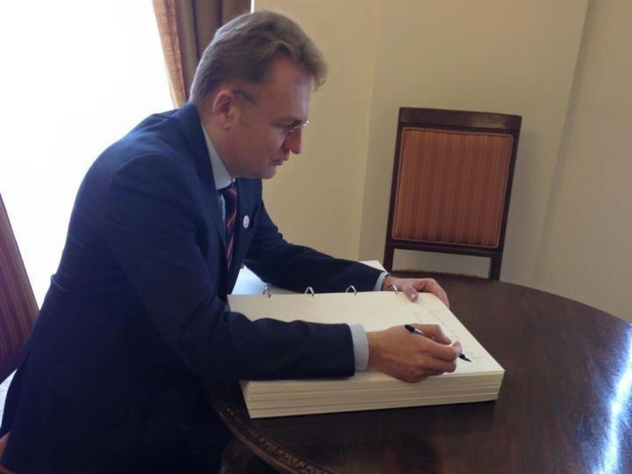 Указанная сумма является зарплатой Садового на должности мэра Львова