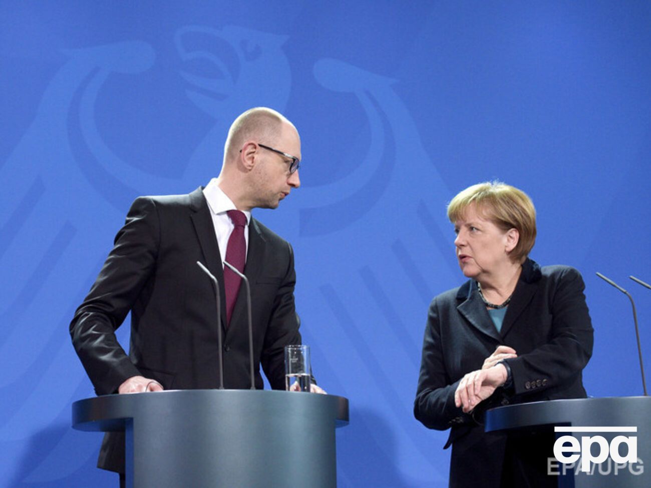 Яценюк встретится с Меркель