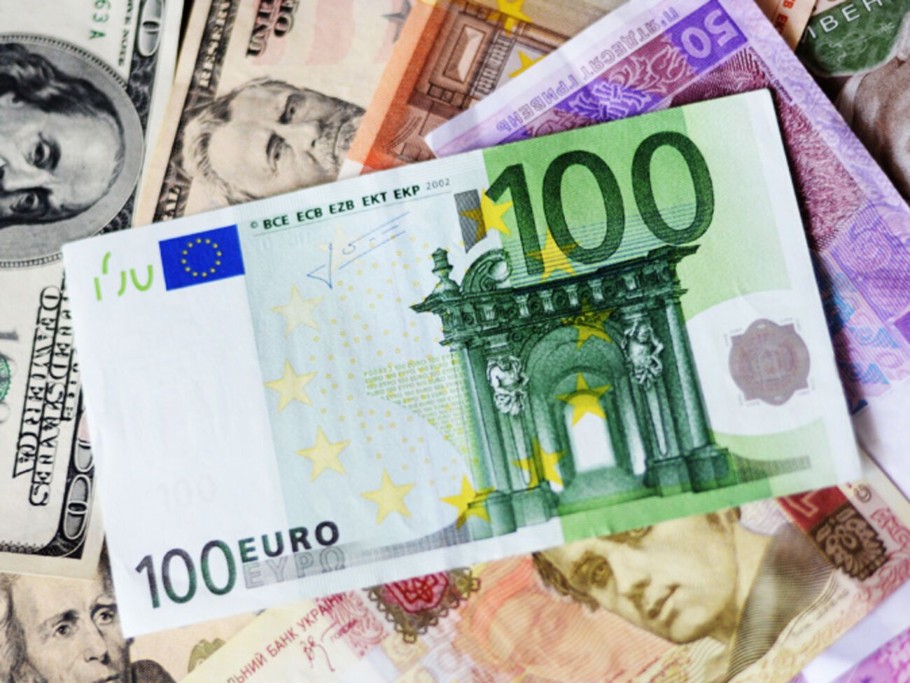 Германия даст Украине денег на восстановление Донбасса