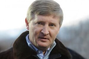 Ахметов купил часть бизнеса МТС