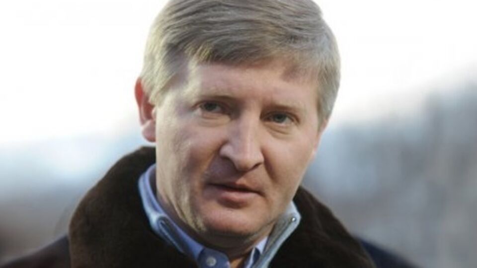 Ахметов купил часть бизнеса МТС