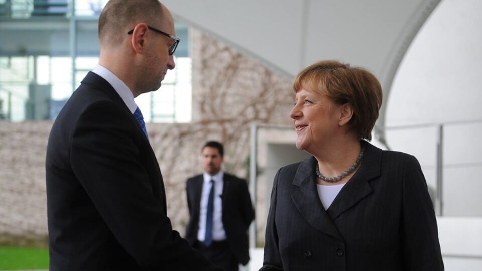 Арсений Яценюк встречается с Ангелой Меркель