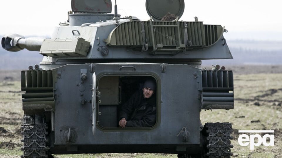 Штаб АТО: В районе Горловки боевикам "ДНР" остро не хватает горюче-смазочных материалов и боеприпасов