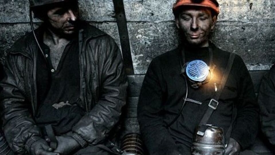 Шахтеры требовали погашения долгов