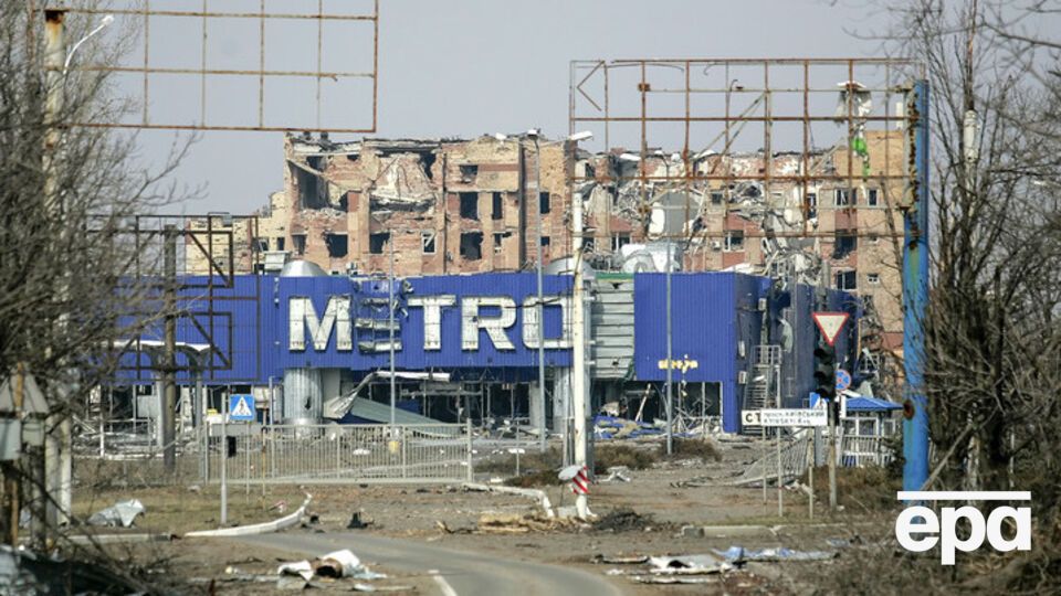 Боевики фурами вывозят оборудование с донецких предприятий, заявили в штабе АТО