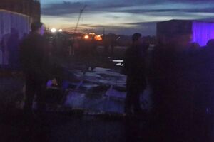 В ходе акции был снесен забор вокруг новостроя