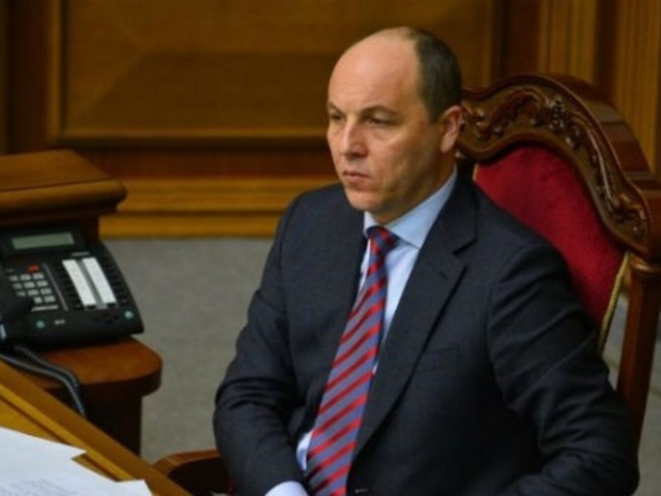 Парубий закрыл утреннее пленарное заседание