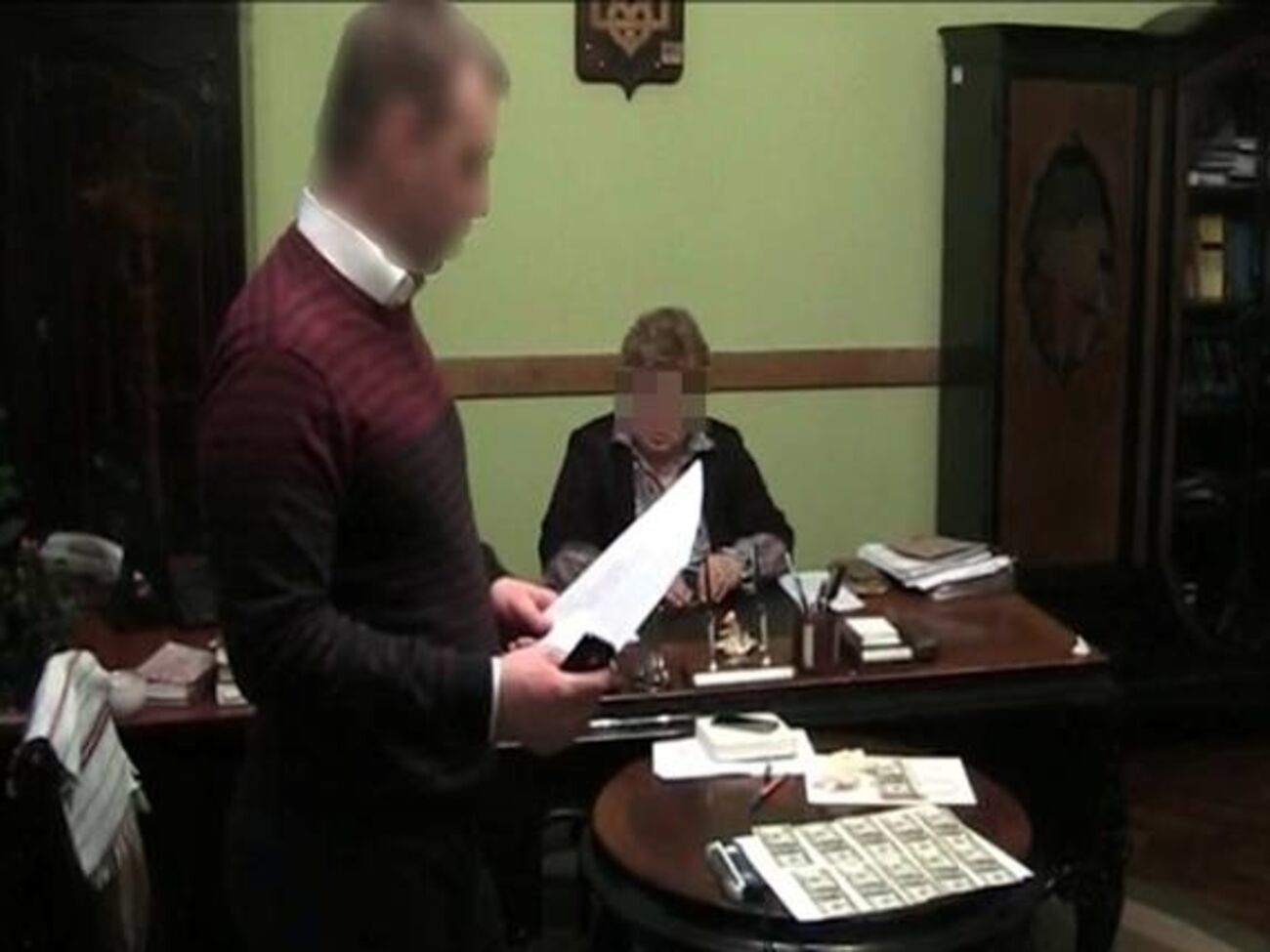 Судью в Черновицкой области задержали при получении взятки