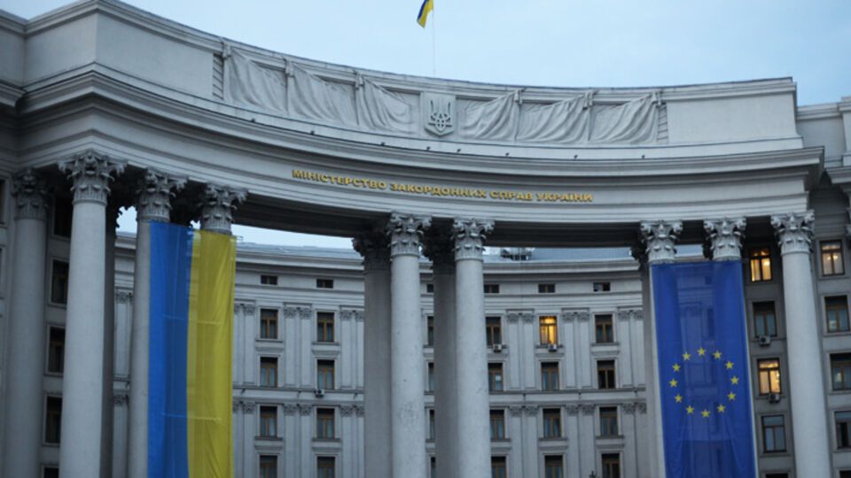 Российский консул был вызван в МИД Украины 8 апреля