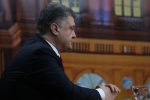Порошенко: Зарплата патрульных вырастет до 8-10 тыс. грн.