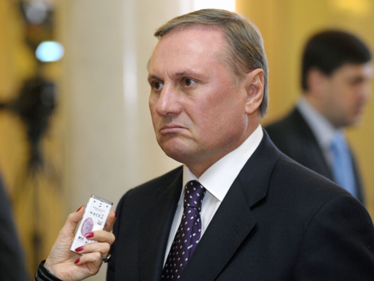 Суд продлил действие залога для Ефремова