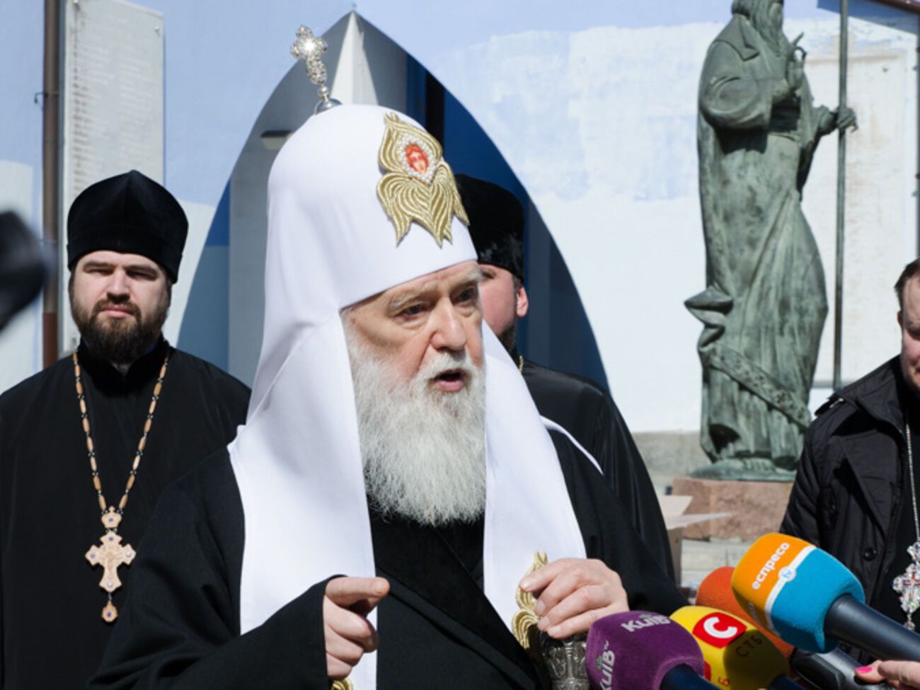 Патриарх Филарет: Церковь передает на фронт яйца, чтобы украинские воины почувствовали дух Пасхи