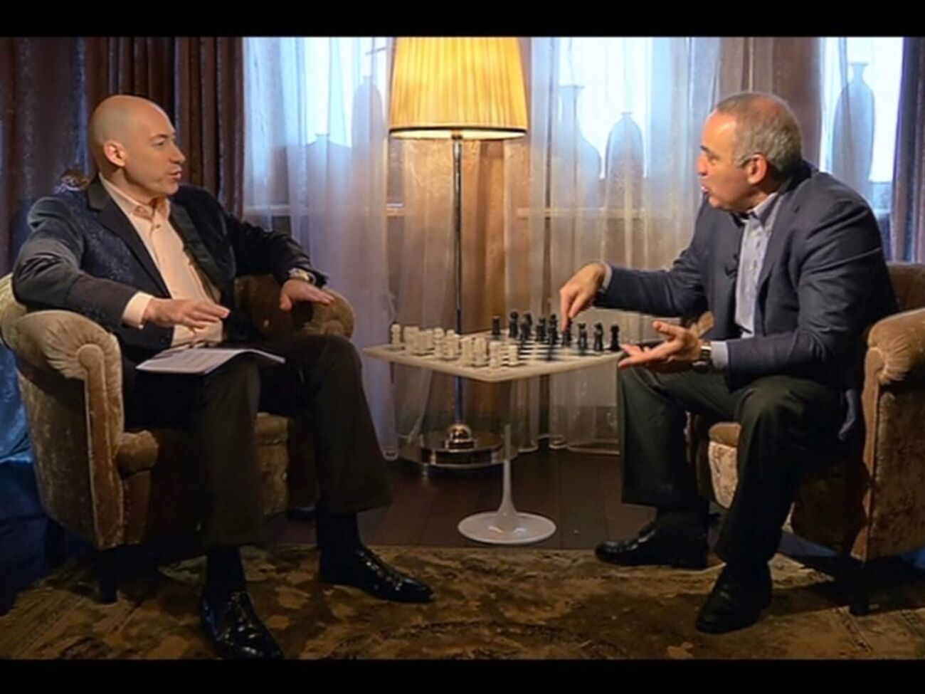 Гарри Каспаров: Определенную точку невозврата Запад уже прошел. Понял, что сегодняшняя Россия – враг во главе с маньяком, у которого ядерная кнопка