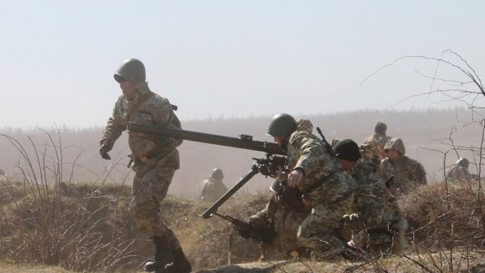 Военные проходят учения