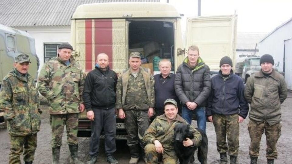 Бойцам передали пасхальные подарки