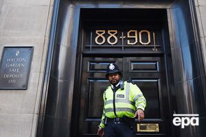 Владельцы драгоценностей, которые хранились в депозитарии, пригрозили Скотланд-Ярду судебными исками с требованием компенсации