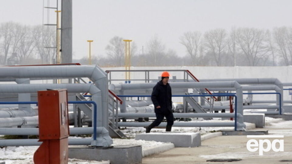 Украина начала получать газ из Венгрии и Польши