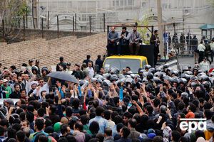 Более 300 митингующих пришли к посольству Саудовской Аравии в Тегеране