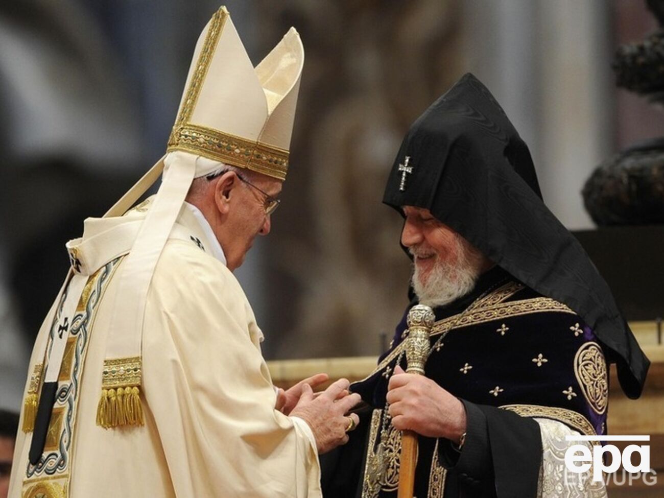 Турецкие власти огорчены заявлением папы римского о геноциде армян