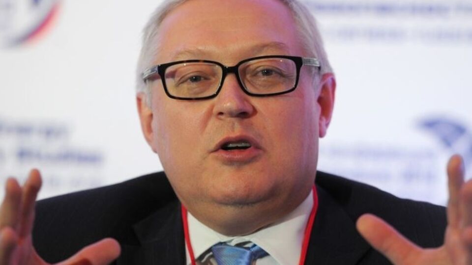 Рябков: Бартер осуществляется в обмен на поставки иранской сырой нефти, а мы осуществляем поставки определенных видов продукции