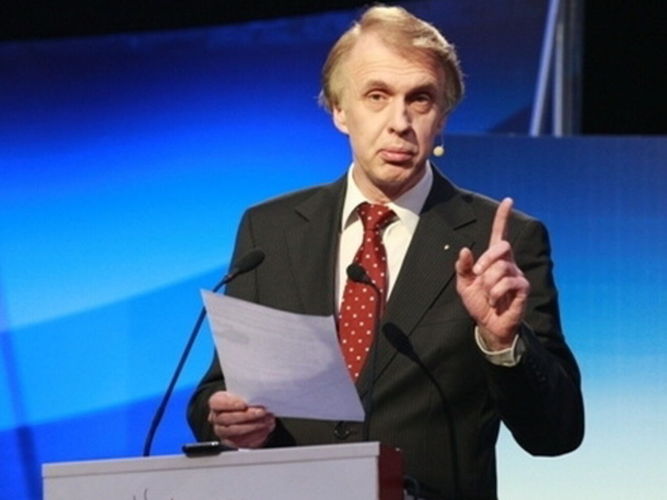 Учения НАТО имеют сдерживающий эффект, считает Огрызко