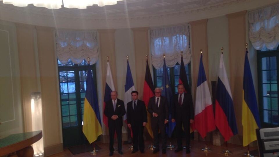 Лоран Фабиус, Павел Климкин, Франк-Вальтер Штайнмайер и Сергей Лавров перед заседанием