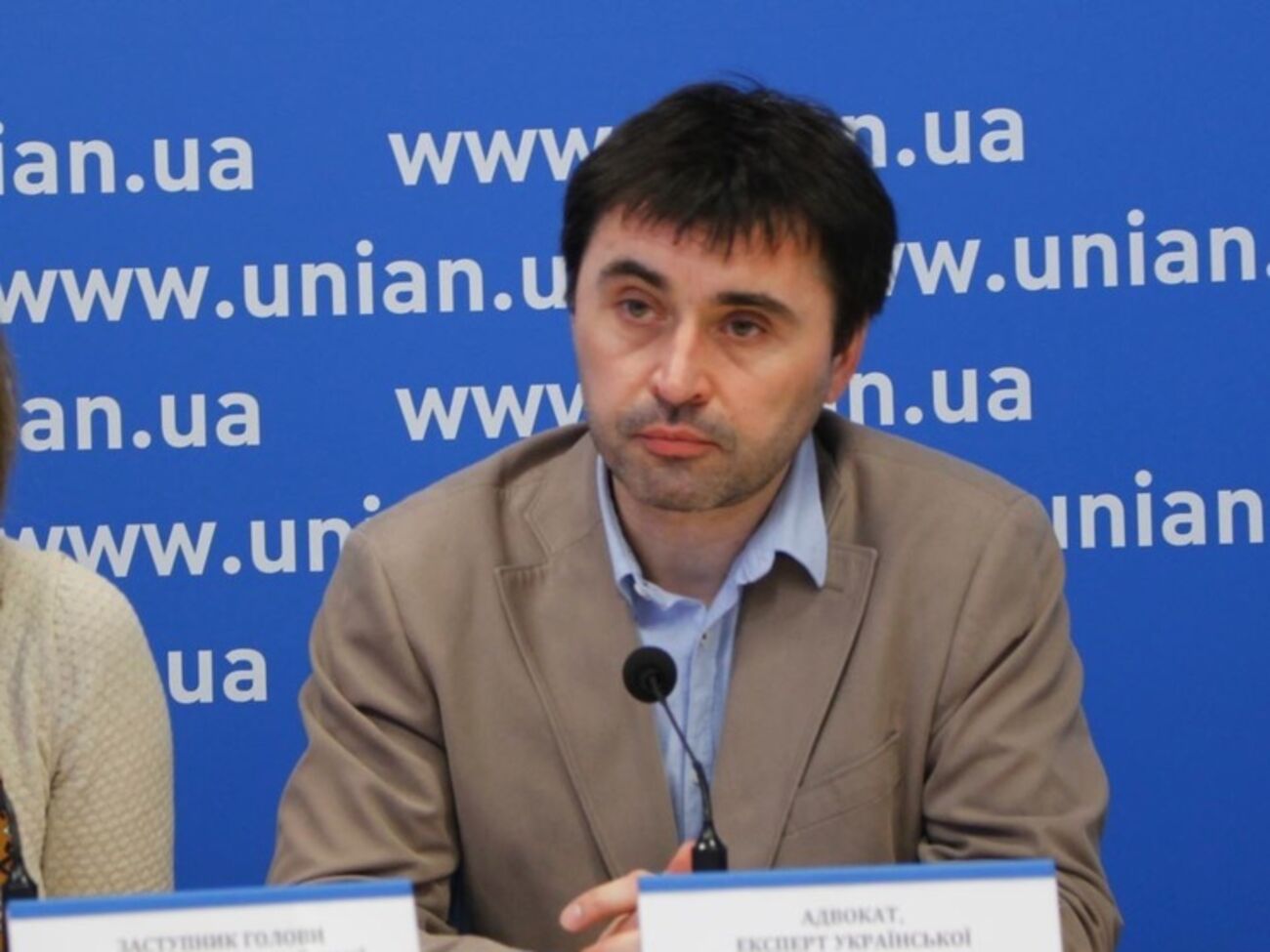 Правозащитник: Нарушение свободы выражения мнения в Крыму влечет за собой серьезные последствия