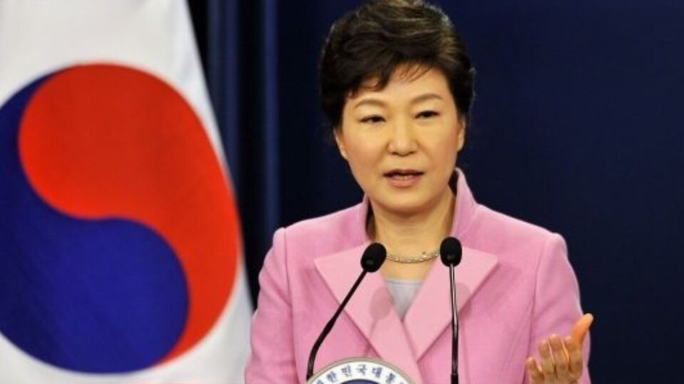 Президент Южной Кореи Пак Кын Хе отправит 9 мая в Москву своего помощника