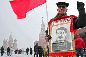 Соцопрос: 61% россиян готовы ради порядка жертвовать демократией и личными свободами