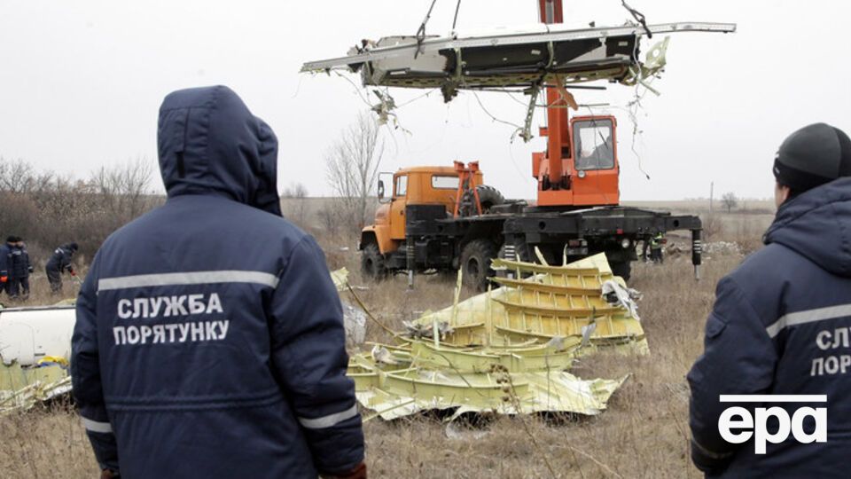 Работы на месте крушения продолжаются