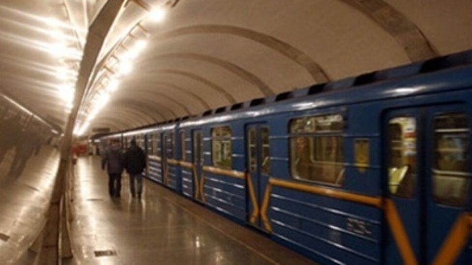 Метро будет работать на час дольше