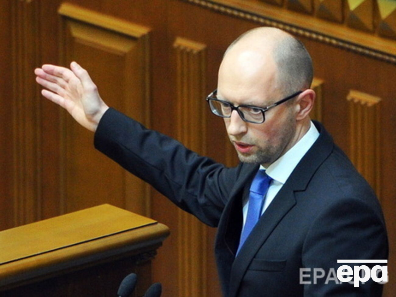 Яценюк поручил Минсоцполитики и "Укрпошті" обеспечить выплаты ветеранам до 8–9 мая